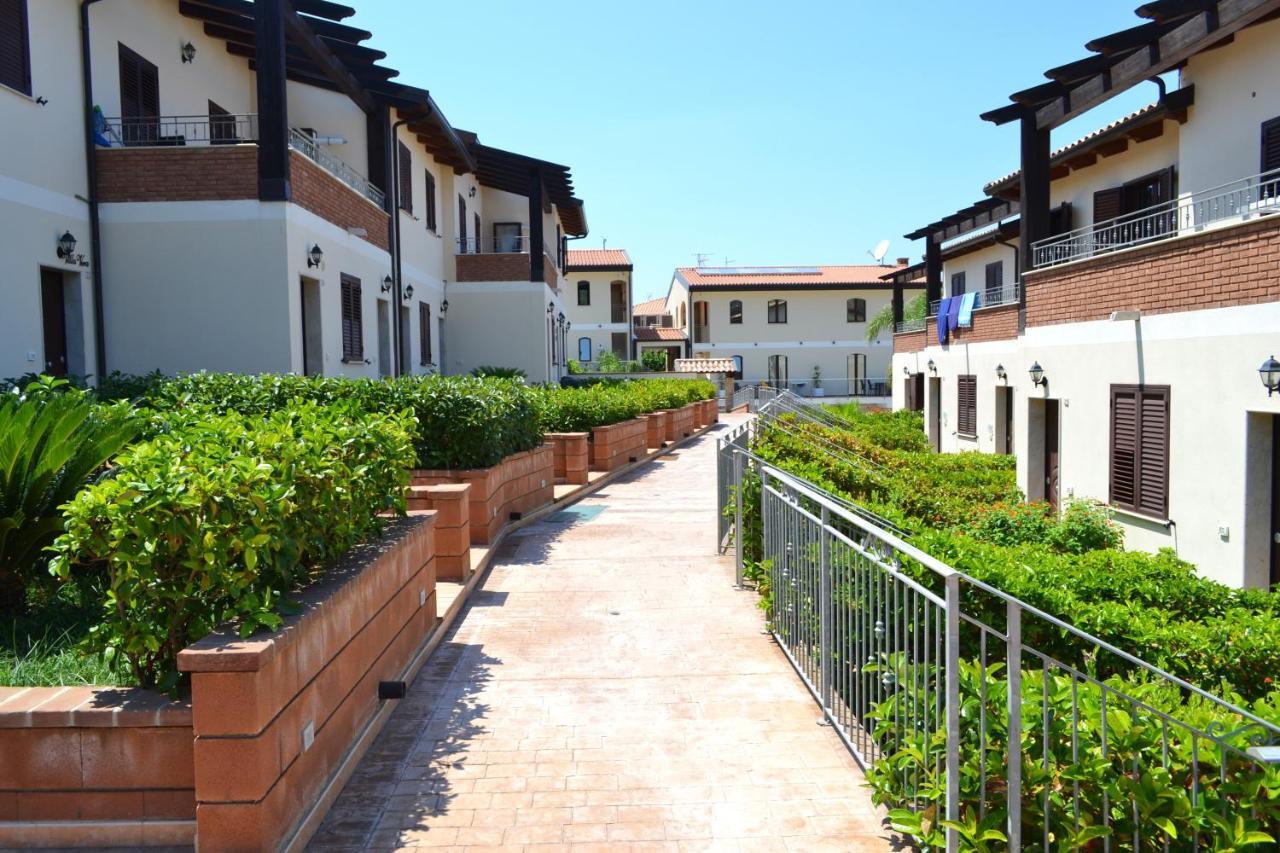 Le Case Del Carmine Con Giardino E Parcheggio A Tropea Exterior photo